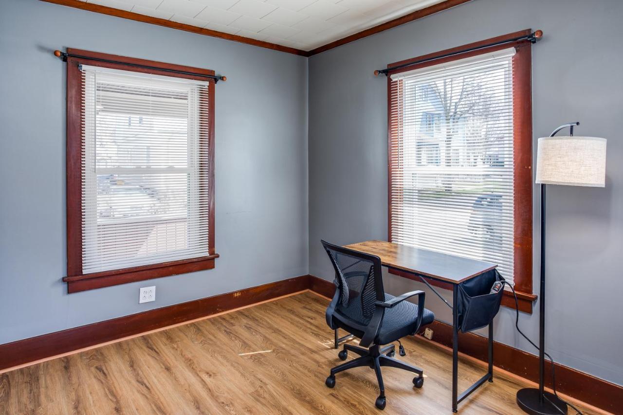 רוצ'סטר Spacious Home With In-Unit Laundry, Parking, 1Gb Wifi, & Patio Deck מראה חיצוני תמונה